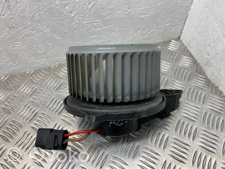 Audi A6 S6 C5 4B Mazā radiatora ventilators 4B1820021B