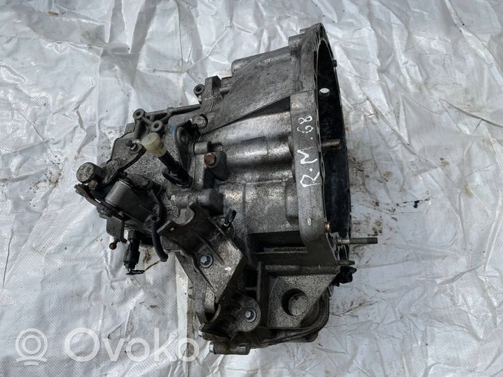 Renault Megane II Manual 6 speed gearbox 8200361232