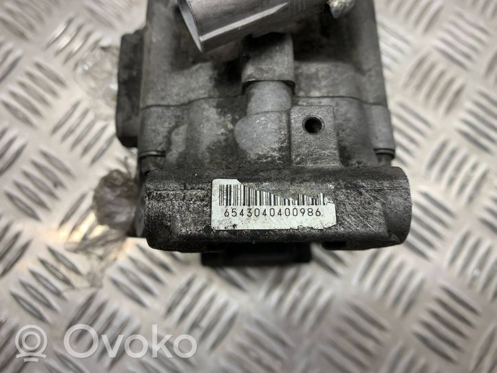Toyota Yaris Ilmastointilaitteen kompressorin pumppu (A/C) 2473003070