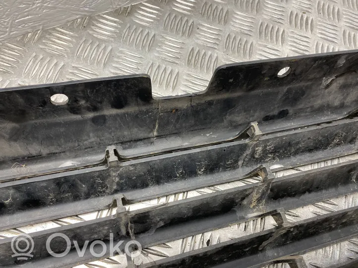 Land Rover Range Rover P38A Grille calandre supérieure de pare-chocs avant 