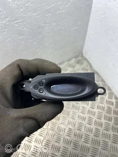 Hyundai Coupe Monitori/näyttö/pieni näyttö 9451027900