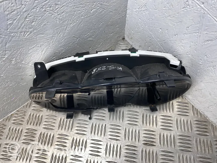 KIA Sorento Speedometer (instrument cluster) 940332P051