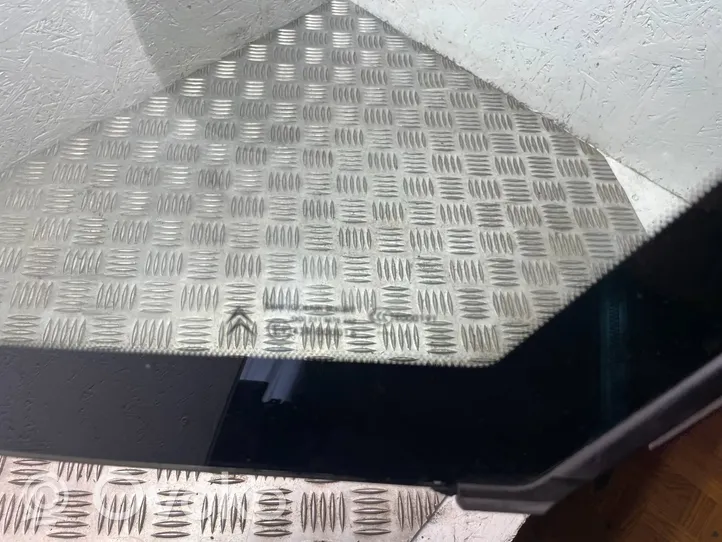 Citroen C4 I Picasso Trikampis stiklas kėbulo priekyje e943R000016