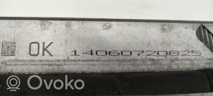 Hyundai ix35 Interkūlerio radiatorius 14060720825