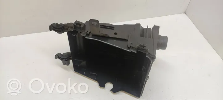 Citroen C5 Aircross Fuse box set 9804681980