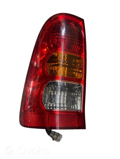 Toyota Hilux (AN10, AN20, AN30) Lampa tylna P21W