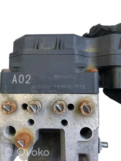 Mitsubishi L200 Bomba de ABS MN102452