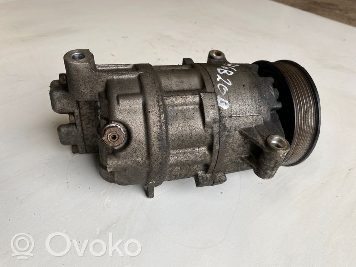 BMW 3 E90 E91 Ilmastointilaitteen kompressorin pumppu (A/C) 6915380