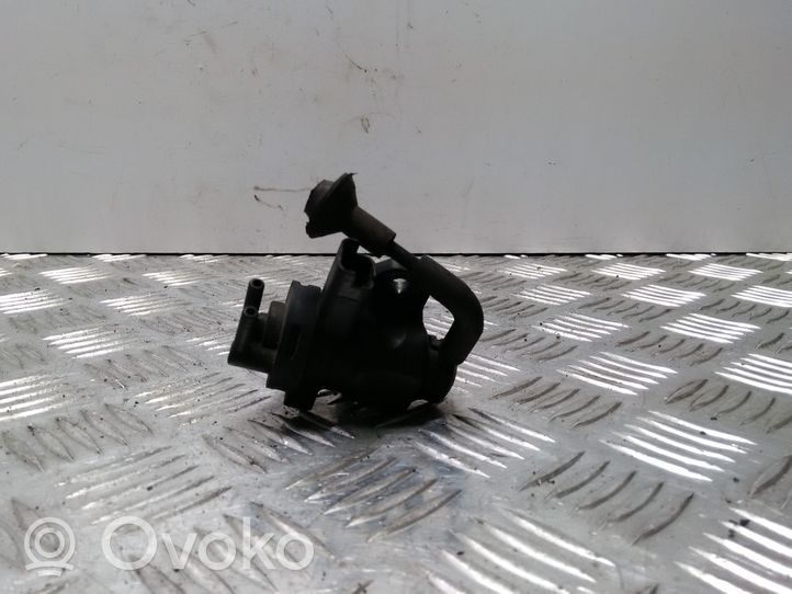 Peugeot 406 Vacuum valve 9635704380