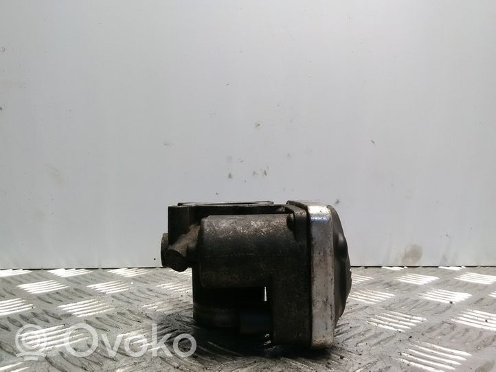 Volkswagen Polo IV 9N3 Electric throttle body valve 036133062N