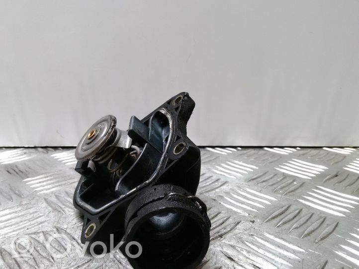 BMW 5 E60 E61 Boîtier de thermostat / thermostat 7785053