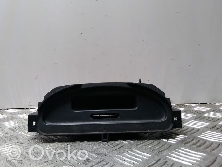 Renault Clio II Kello 7700428029