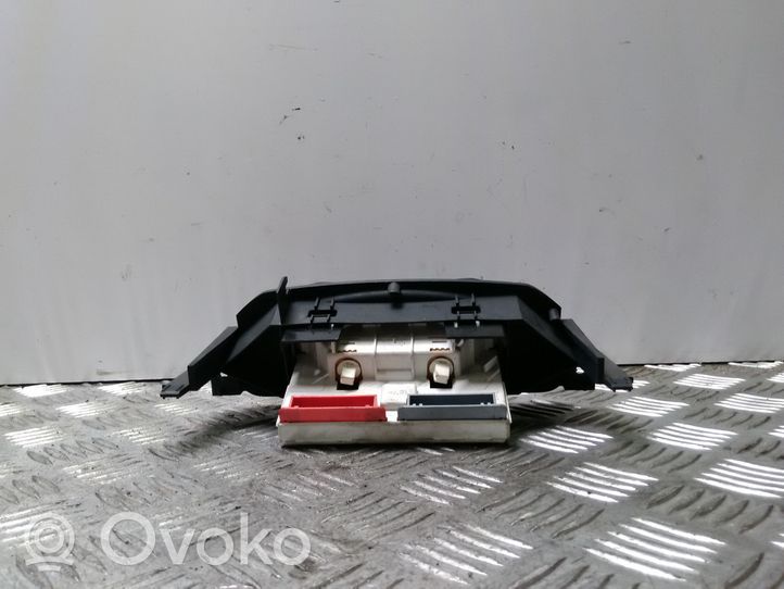 Renault Clio II Kello 7700428029