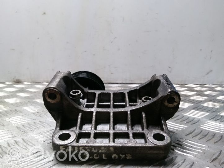 Volkswagen Phaeton Soporte del alternador 059903143K