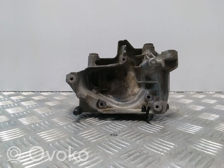 Ford Mondeo MK V Mocowanie filtra paliwa 9804498180