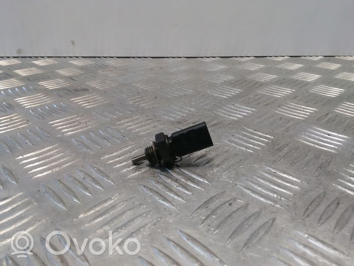 Renault Megane I Sonde de température de liquide de refroidissement 40211402