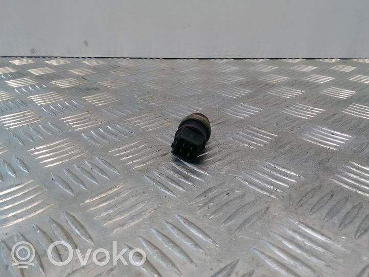 Volkswagen II LT Sensor de temperatura del refrigerante 200919501B