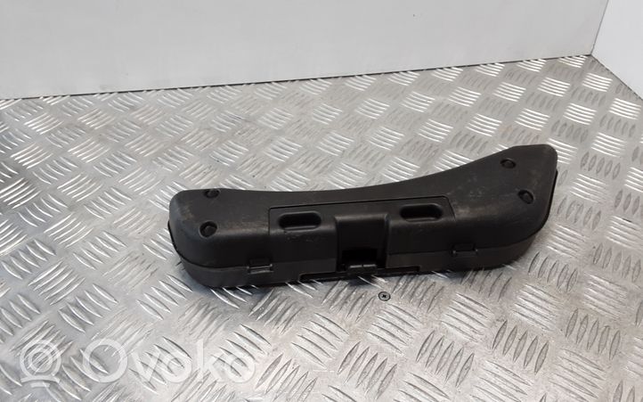 Audi A4 S4 B6 8E 8H Boîte à outils 8E0012111