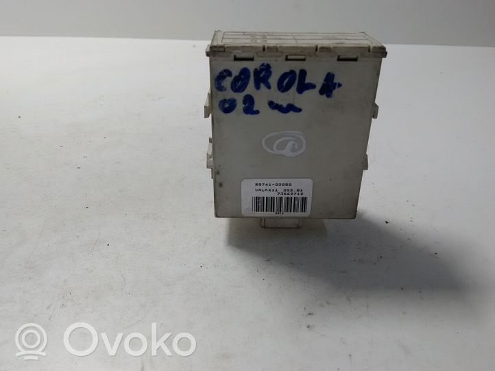 Toyota Corolla E120 E130 Oven ohjainlaite/moduuli 8974102050