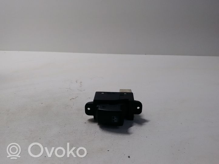 KIA Rio Sähkötoimisen ikkunan ohjauskytkin 935782D000