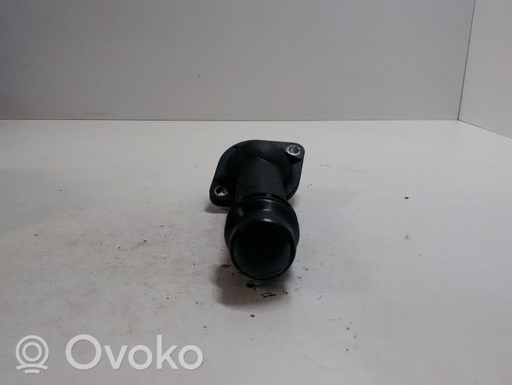 Volkswagen PASSAT B5.5 Termostato/alloggiamento del termostato 038121121B