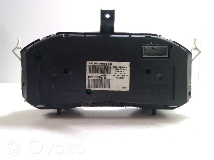 Renault Megane II Speedometer (instrument cluster) 8200399702