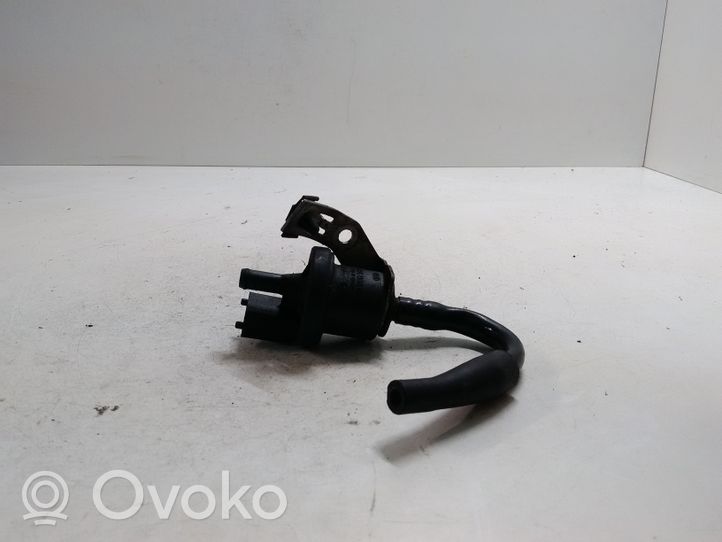 Opel Corsa C Zawór podciśnienia 0280142318