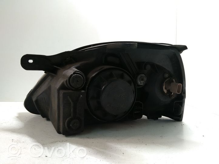 KIA Rio Headlight/headlamp 92102FD0