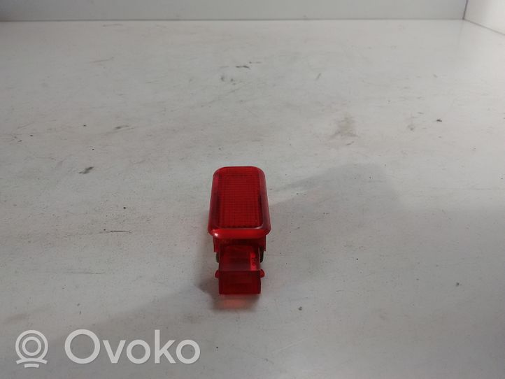 Audi A4 S4 B6 8E 8H Éclairage intérieur porte avant 8D094741