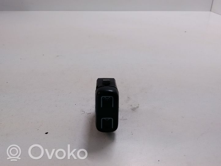 Mercedes-Benz Vito Viano W638 Przycisk / Włącznik oświetlenia wnętrza kabiny 0055452207