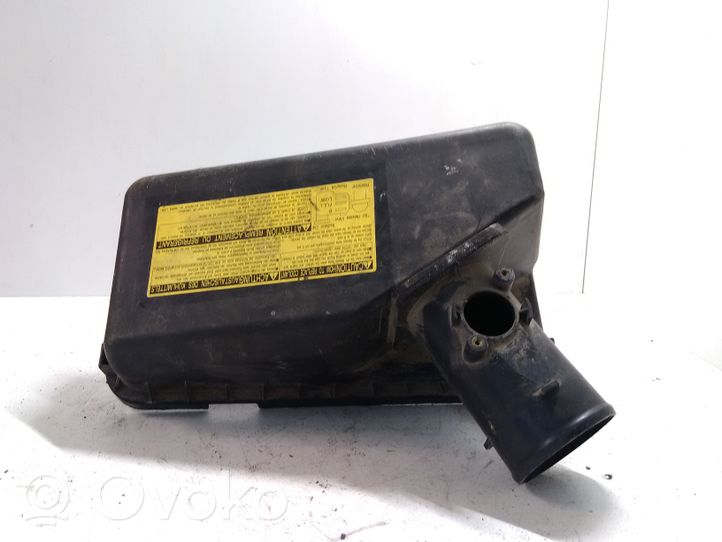 Toyota Avensis T220 Scatola del filtro dell’aria 2202027010