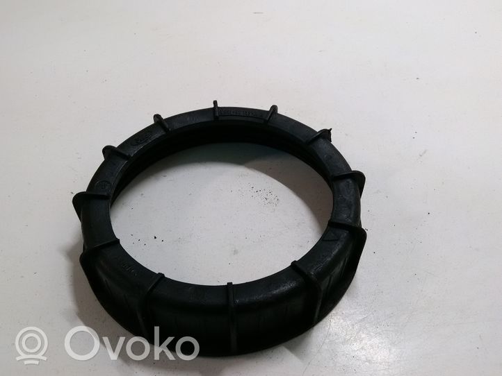 Ford Focus Bague de verrouillage pour réservoir de carburant 2S619C385AA