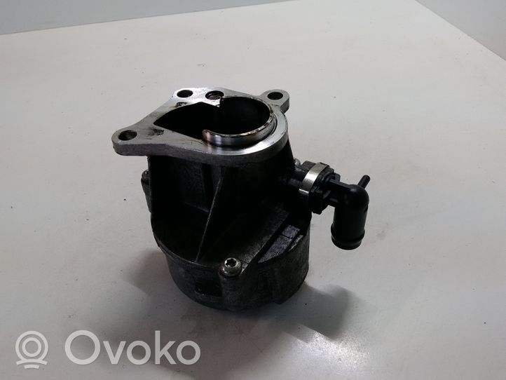 Renault Megane II Vacuum pump D163451323