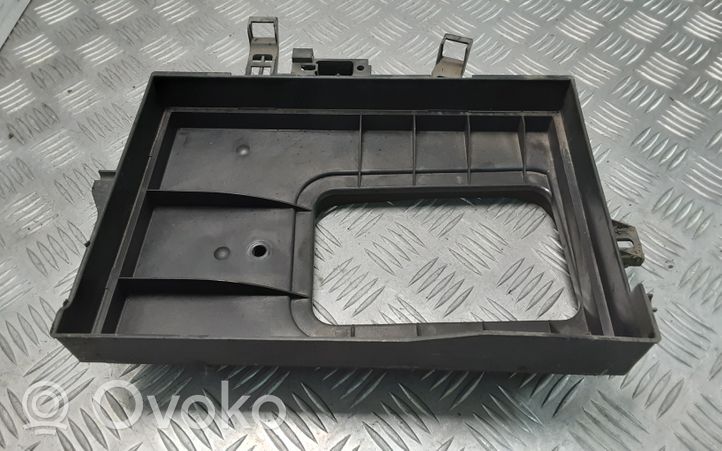 Audi A4 S4 B7 8E 8H Cabin air micro filter frame (part) 8E1819441B