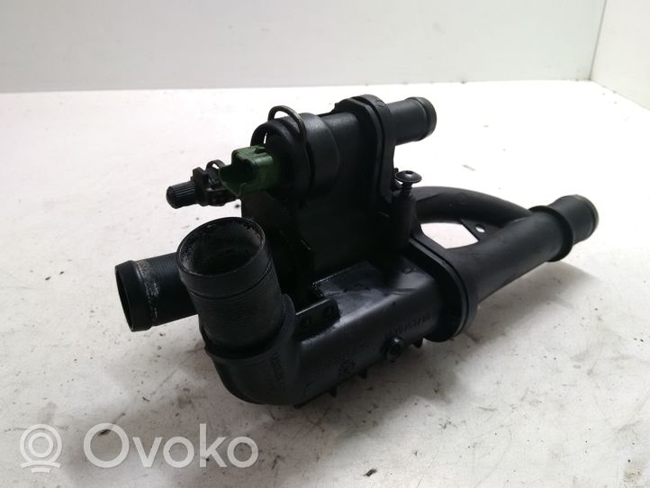 Citroen C5 Termostaatin kotelo 9670253780