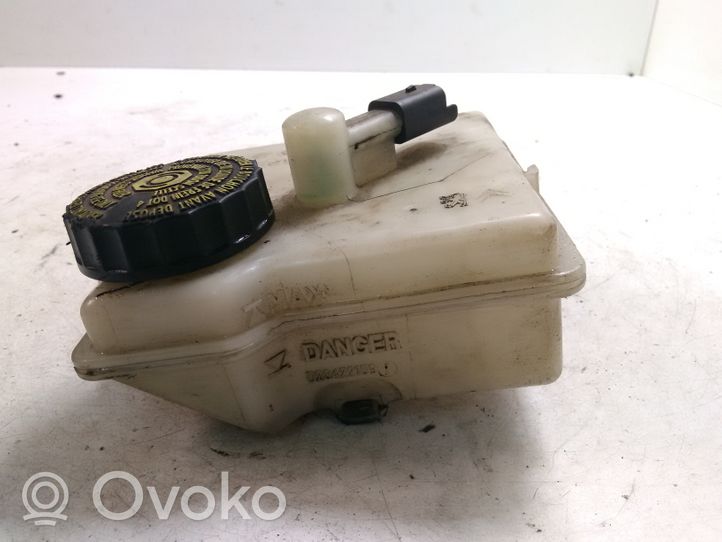 Citroen Xsara Picasso Réservoir de liquide de frein 020422159