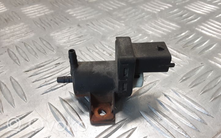 Opel Insignia A Vacuum valve 55566051