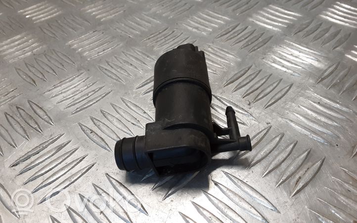 Toyota Verso Pompe de lave-glace de pare-brise 853300F020