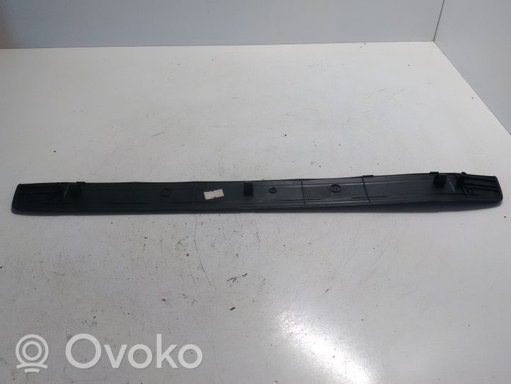 Toyota Verso Copertura del rivestimento del sottoporta posteriore 679150F010