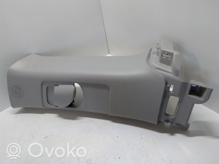 Toyota Land Cruiser (J150) Rivestimento montante (C) 6251060C80