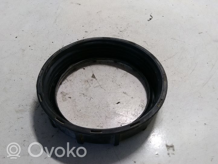 Volkswagen Caddy Bague de verrouillage pour réservoir de carburant 1250759