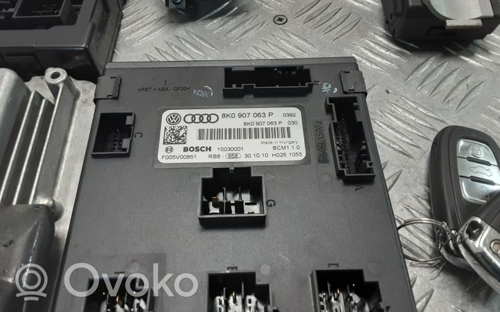 Audi A4 S4 B8 8K Kit centralina motore ECU e serratura 8R0907401J