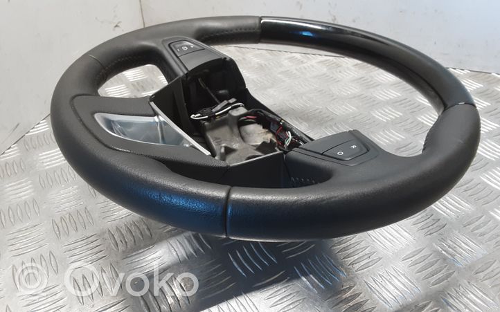 Renault Latitude (L70) Steering wheel 