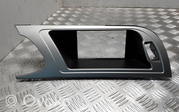 Audi A4 Allroad Radiouztvērēja / navigācija dekoratīvā apdare 8K1857186H