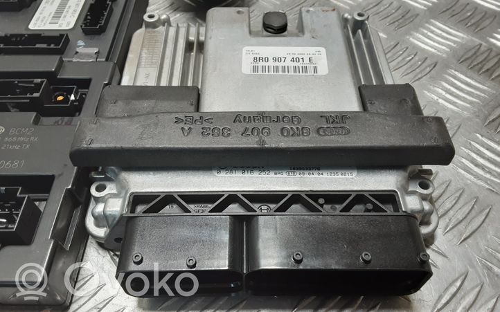 Audi A4 Allroad Aizdedzes ECU komplekts 8R0907401E