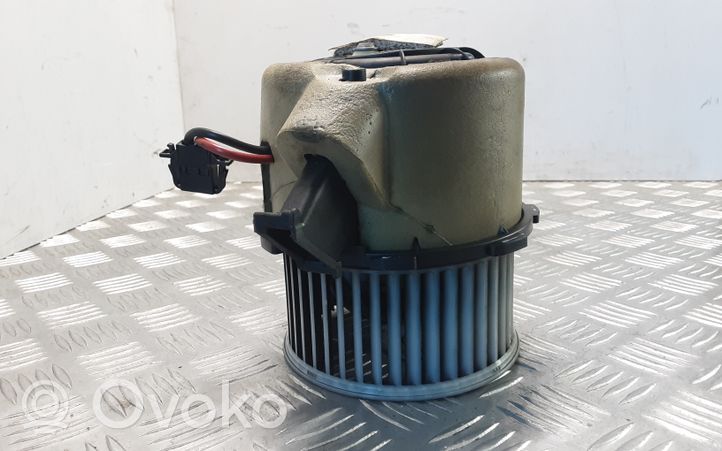 Audi A4 Allroad Ventola riscaldamento/ventilatore abitacolo 8K1820021