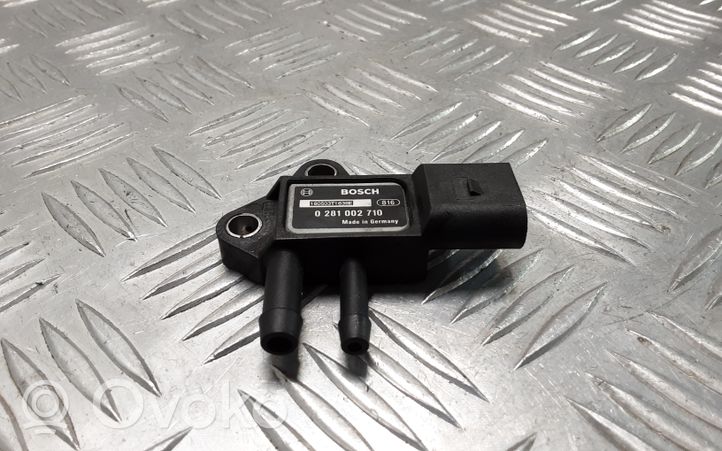 Volkswagen Touareg I Exhaust gas pressure sensor 0281002710