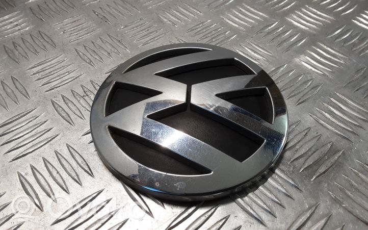 Volkswagen Touareg I Logo, emblème de fabricant 7L6853630A