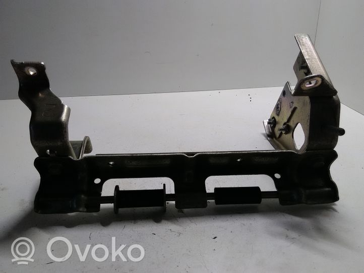 Toyota Land Cruiser (J150) Supporto della valvola di raffreddamento EGR 