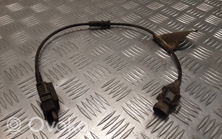 Opel Astra H Front ABS sensor wiring 13118565